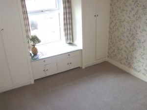 Bedroom- click for photo gallery